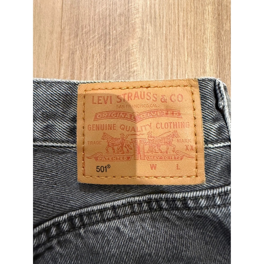 Levis 501 Original Jeans Womens W24 L32 Black Grey Straight Leg Raw Hem Premium - Picture 3 of 7